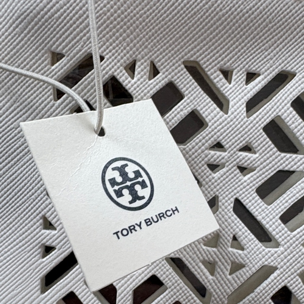 Tory Burch White Clutch Wristlet with Geometric Cutouts - Picture 3 of 6